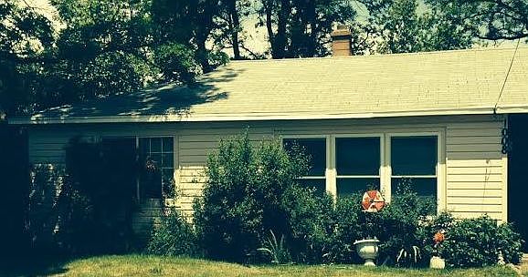 2nd image of 1008 Linda Ln