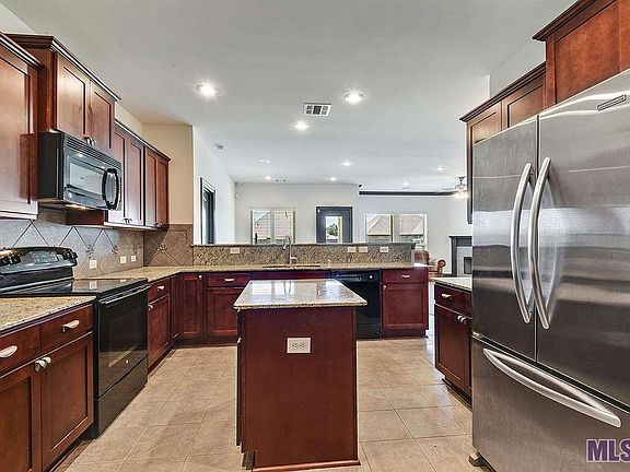3rd image of 42113 Bald Eagle Ave