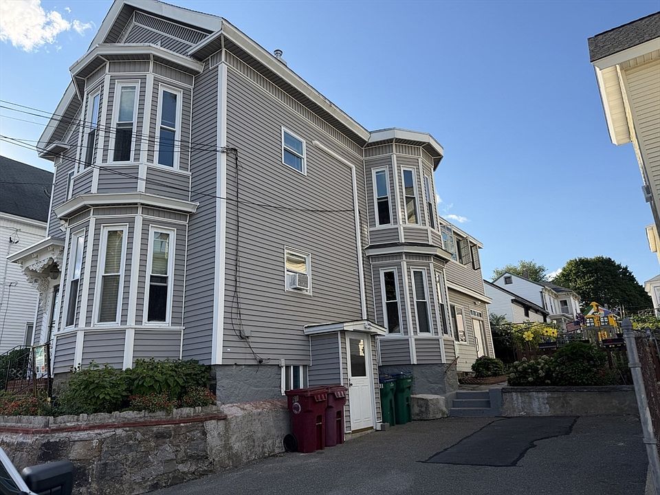 1st image of 61 Butterfield St