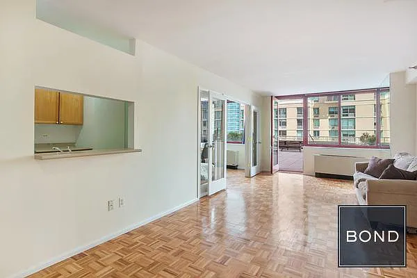 Rented by Bond New York | media 24