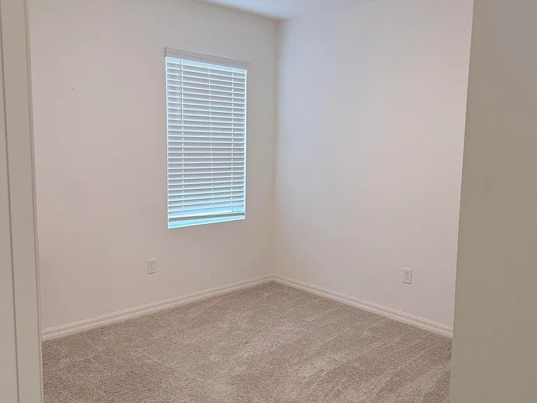4984 Amasa Cir — Photo 10