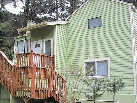 Front entrance staircase