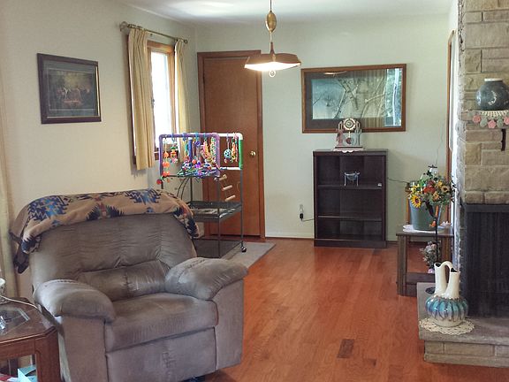 dining room off kitchen