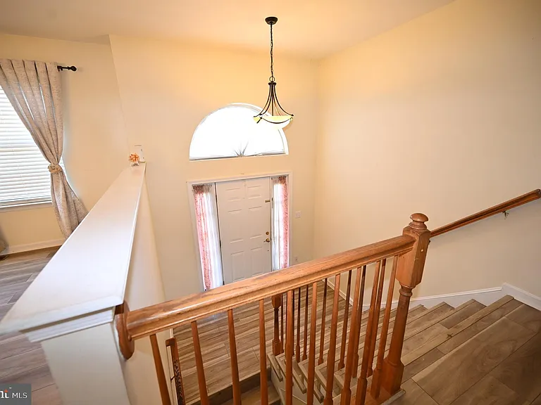 9172 Granite Ct — Photo 6