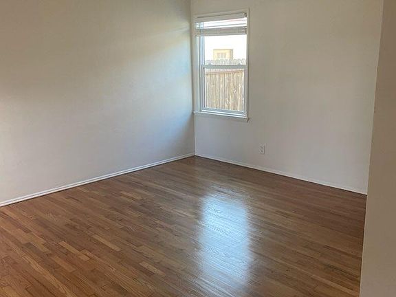 3rd image of 269 La Verne Ave #C