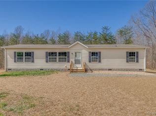 331 Grooms Ln, Louisa, VA 23093
