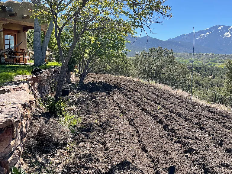 Gallina Canyon Rd — Photo 57