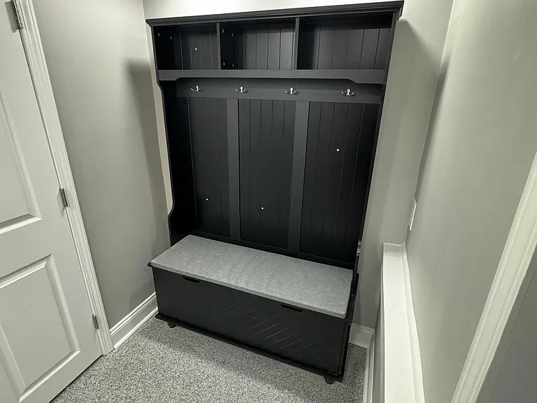 Mud room with storage bench
