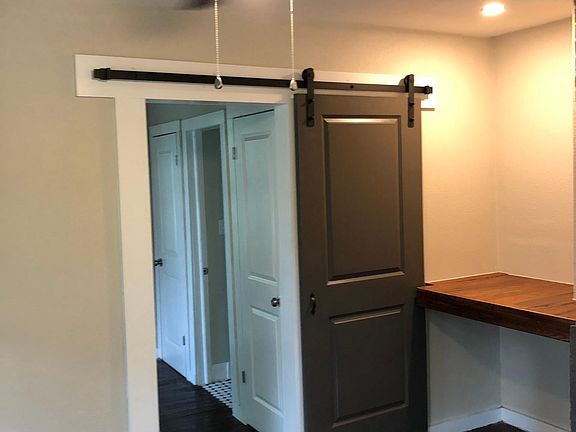3rd image of 1319 Willow St #1