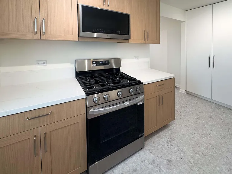 480 Por La Mar Dr — Photo 6
