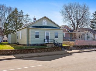1407 4th St S, La Crosse, WI 54601