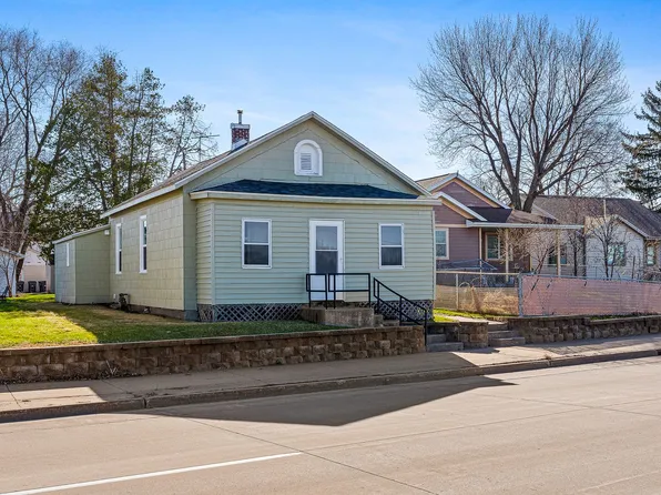 1407 4th St S, La Crosse, WI 54601