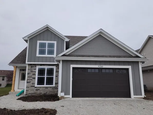 9200 Prairie Crossing DRIVE, Franksville, WI 53126
