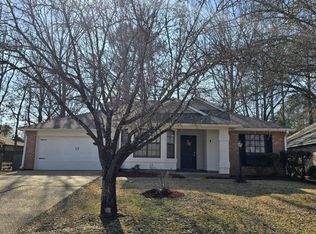 8 Ridgeway Pl, Clinton, MS 39056