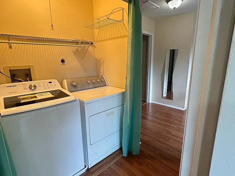 18 Avebury Pl — Photo 13