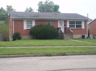 1367 Stephen Foster Dr, Lexington, KY 40517