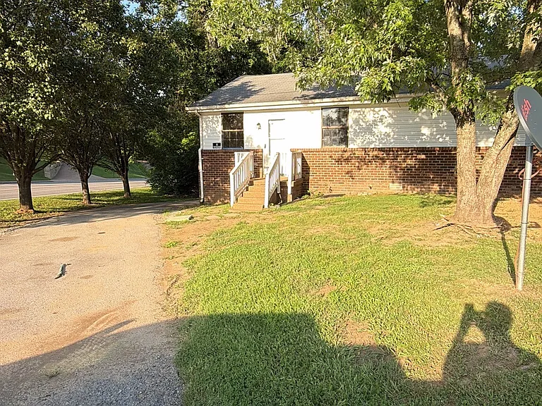 3351 White Pine Dr — Photo 9