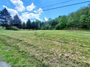 252 Oswald Johnson Rd, Clifford Township, PA 18441