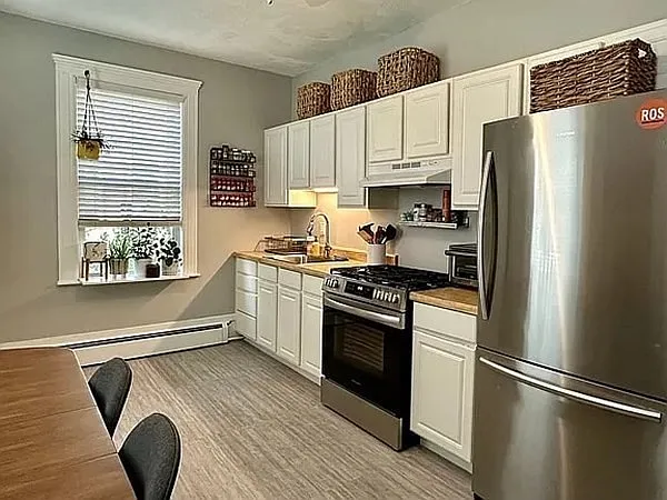 18 Hewlett St #1 — Photo 1