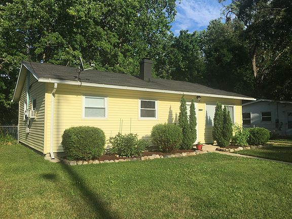 3rd image of 2428 Cimarron Dr