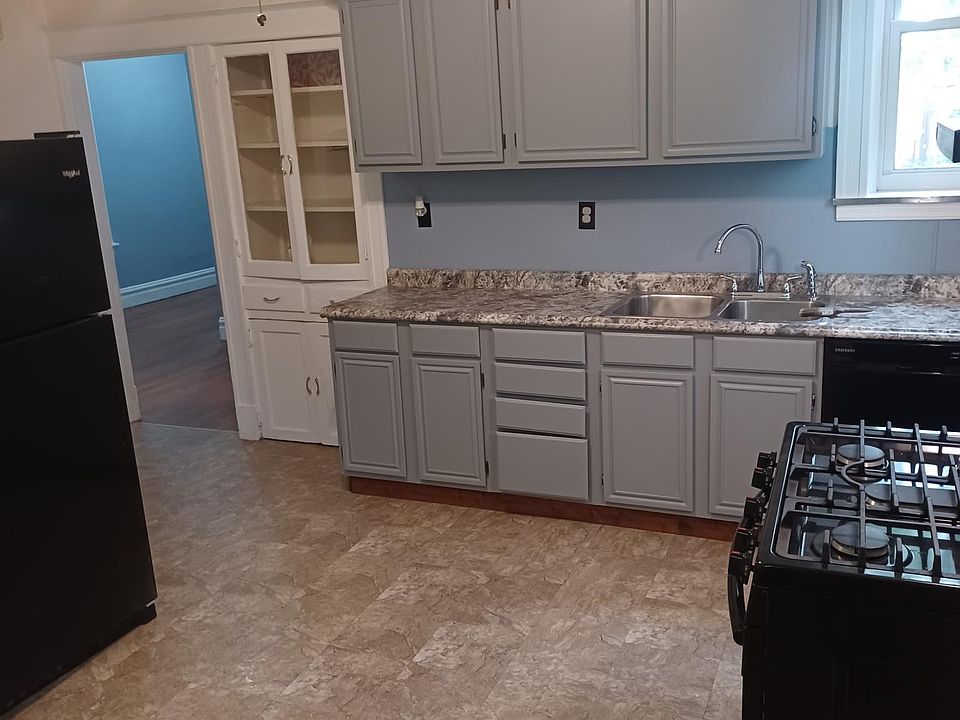 Large kitchen, plenty of cabinet storage, China closet.