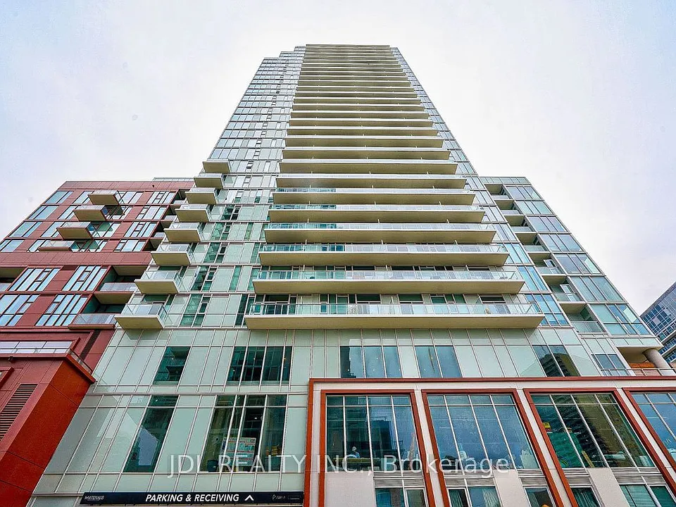 33 Helendale Ave #710