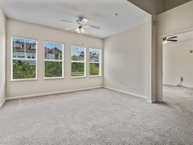 2801 Chancellorsville Dr #1333 — Photo 8