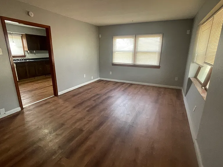 1134 Laredo Ave — Photo 17