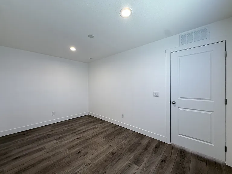 2060 N Center St #410 — Photo 7