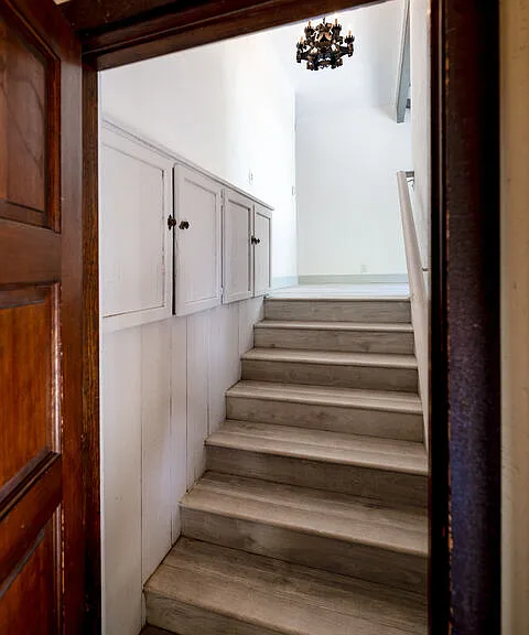1954 Hillcrest Rd #3 — Photo 3