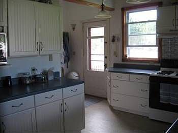 2nd image of 4276 State Highway 51