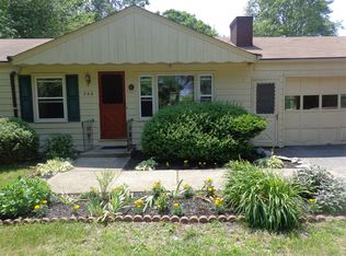 340 Annaquatucket Rd, North Kingstown, RI 02852