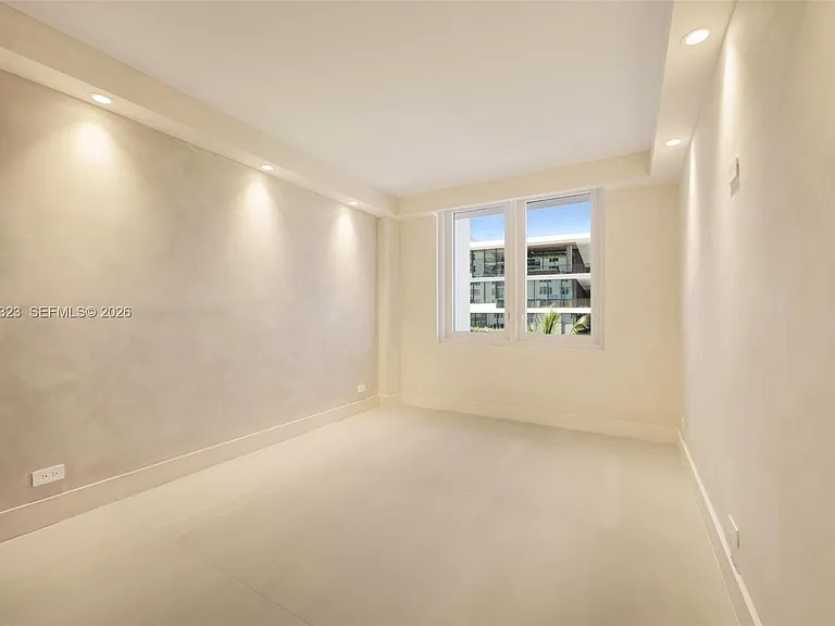 2301 Collins Ave #526 — Photo 13