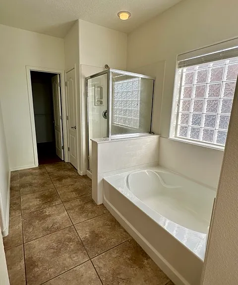 5857 Galleria Grande St — Photo 17