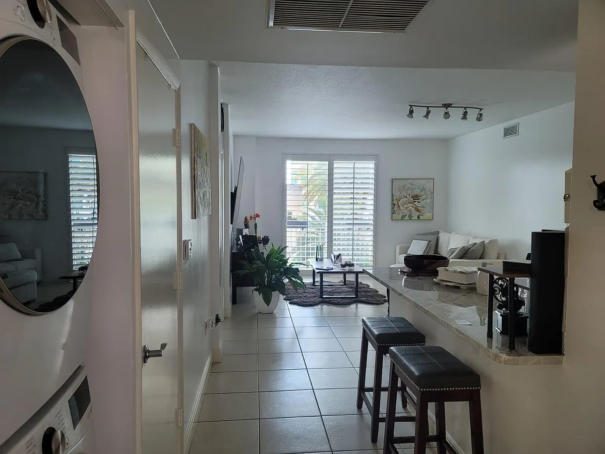 Building Photo - 7275 SW 90th Way #G311