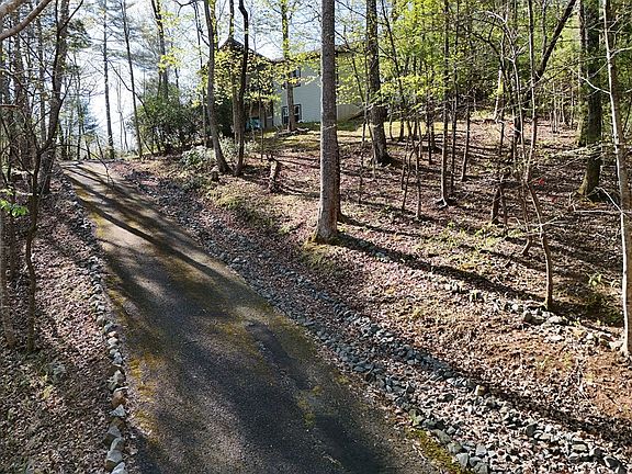 2nd image of 181 Morgan Ridge Ct