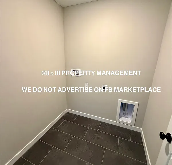 18755 188th Ter — Photo 22