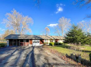 309 E Dewey Dr, Ellettsville, IN