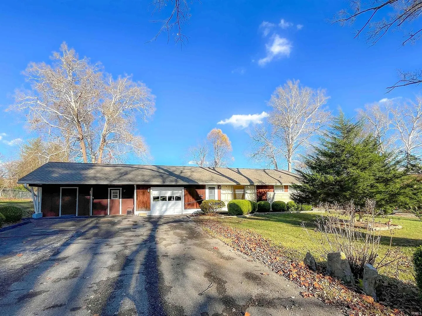 309 E Dewey Dr photo 1