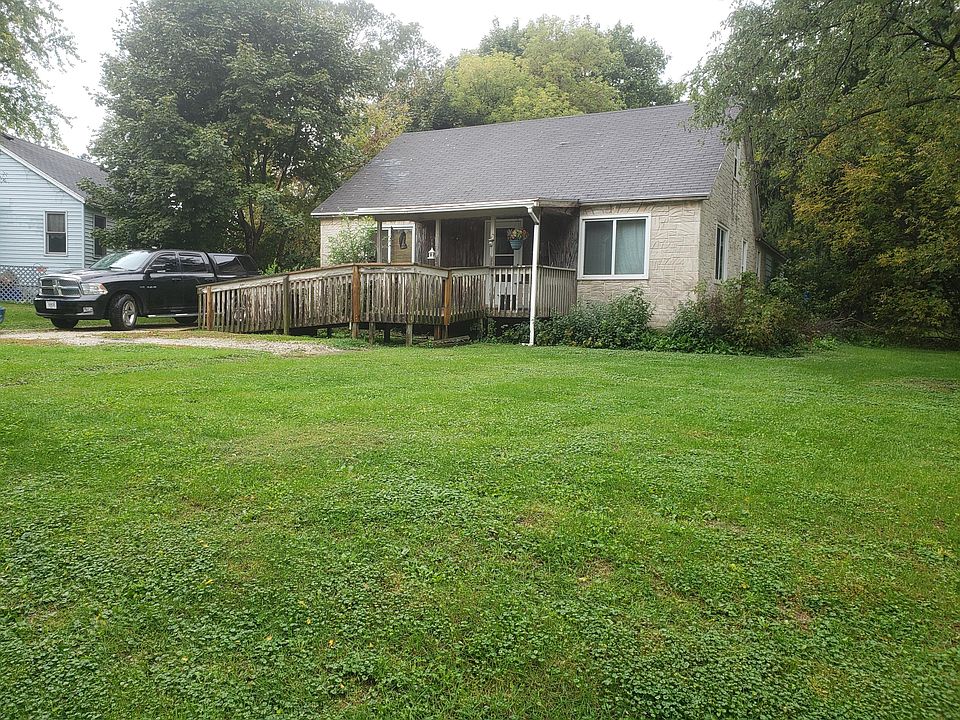 1st image of 3144 W Barry Dr