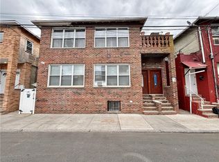 10 Brighton 10th Ct, Brooklyn, NY 11235