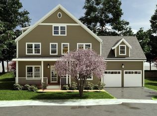3 Kinsale Ln, Hyde Park, MA 02136
