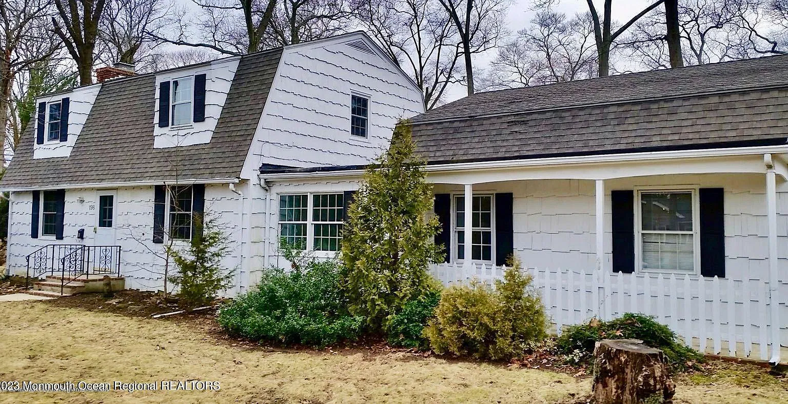 4 bed, 1987 sqft, $2,800 — Photo 2