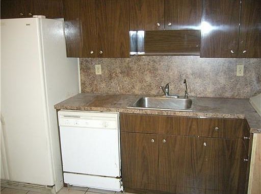2nd image of 1212 NE 121st St