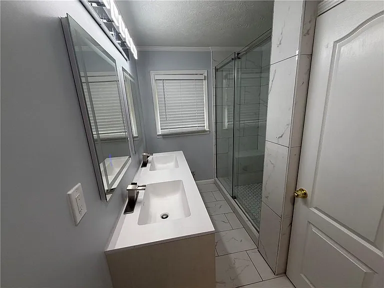 3336 Camelot Dr — Photo 30