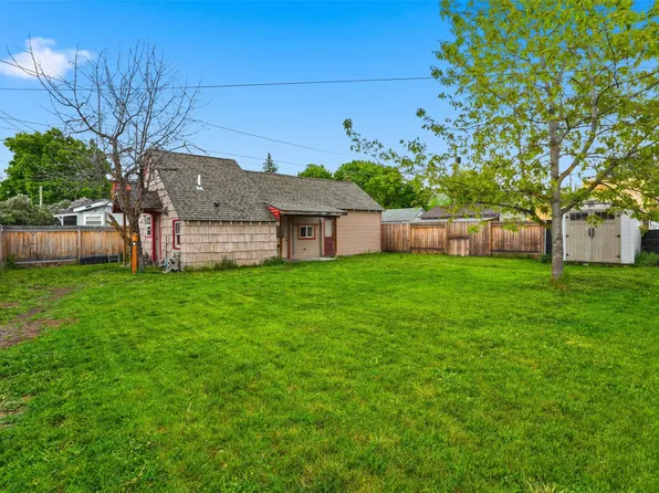 1112 Shakespeare St, Missoula, MT 59802