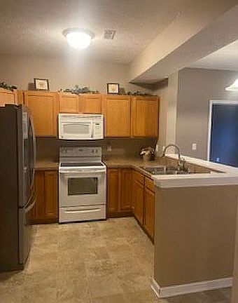 3rd image of 3656 Morningside Way APT 201