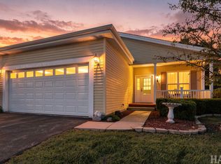 2903 Carousel Ct, Grayslake, IL 60030