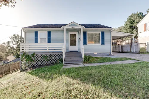 1312 Lenore St Photo 1
