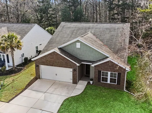 202 Pavilion St, Summerville, SC 29483